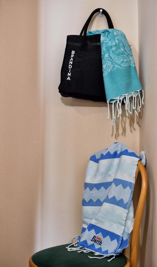 Hotel Oltremar B&B カットーリカ エクステリア 写真