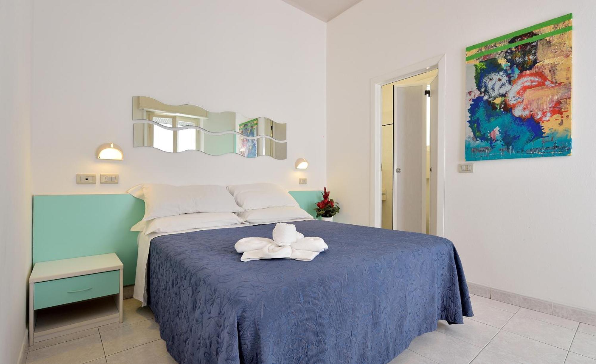 Hotel Oltremar B&B カットーリカ エクステリア 写真